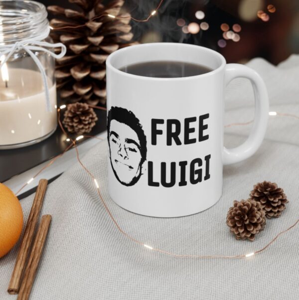 Free Luigi Mangione Mug