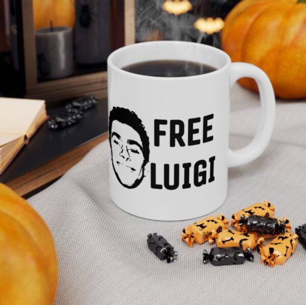 Free Luigi Mangione Mug